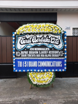 Papan Bunga Duka di Lajut